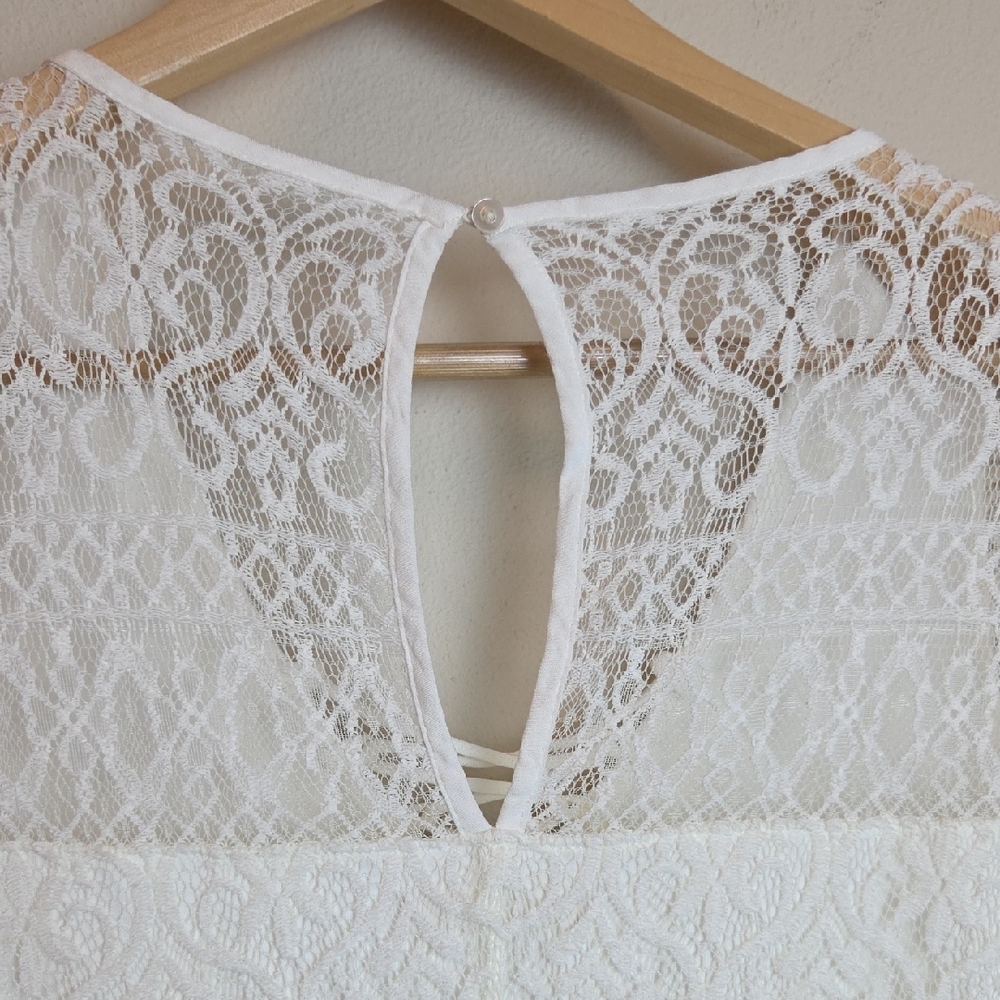 Hollister White Lace A-Line Mini Dress Summer Graduation Women’s Size L - Picture 4 of 4